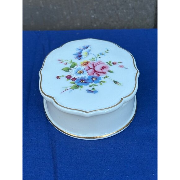 Vintage I.W. Rice Floral Porcelain Trinket Box Scalloped Lid & Gold Trim Japan - Picture 2 of 7